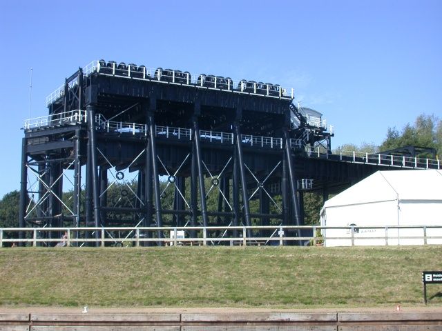 Another view of the lift