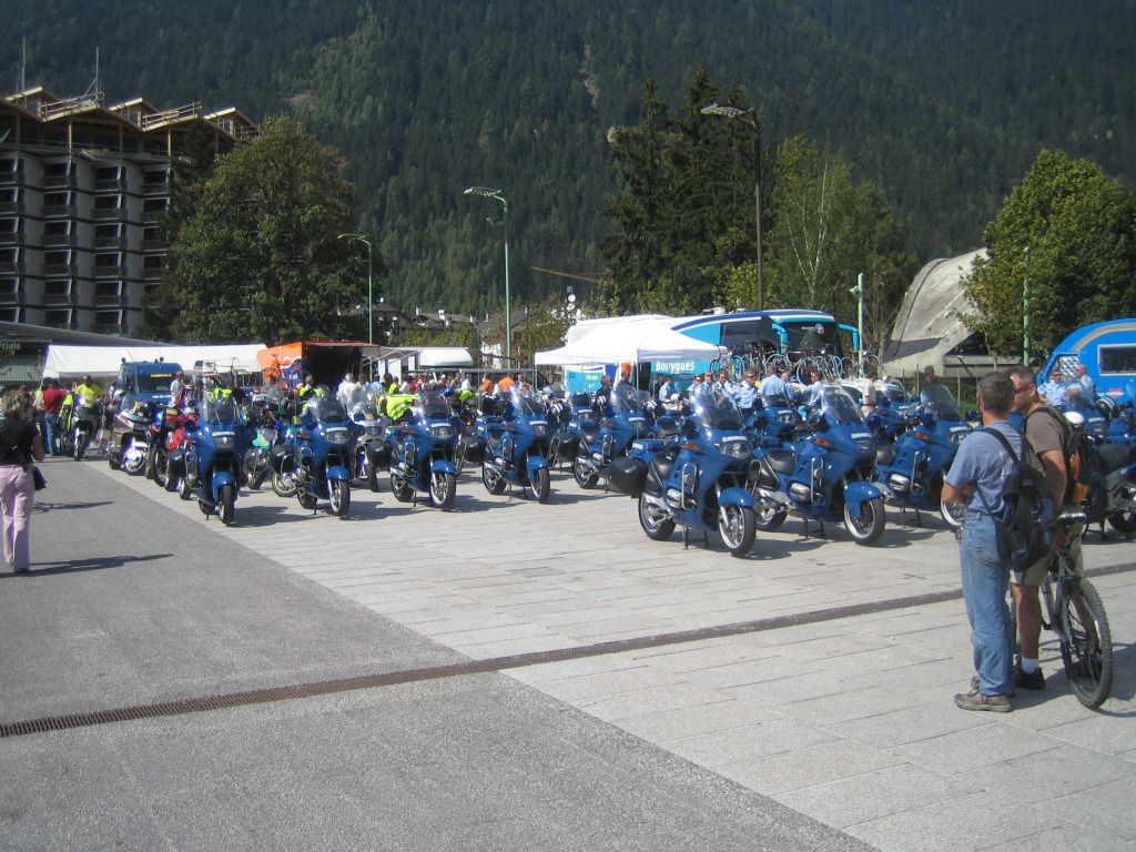 Gendarmes (Tour de l'Avenir)